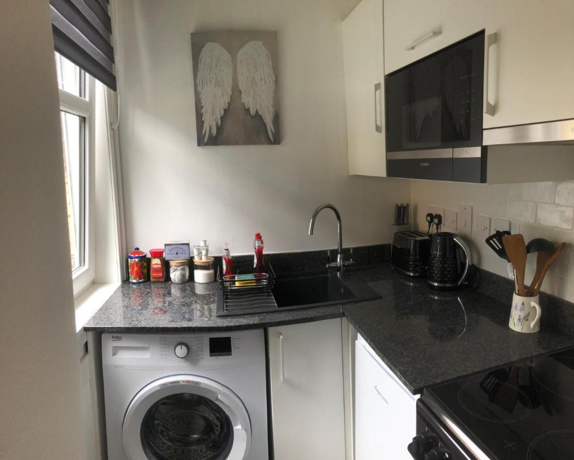 Cosy One Bedroom Flat In City Center 爱丁堡 外观 照片